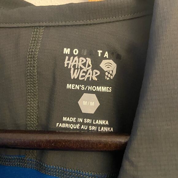 Mountain Hardwear Quarter Zip Shirt - Picture 3 of 4